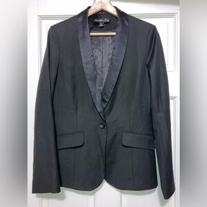 Elizabeth and James Black Jacket 8